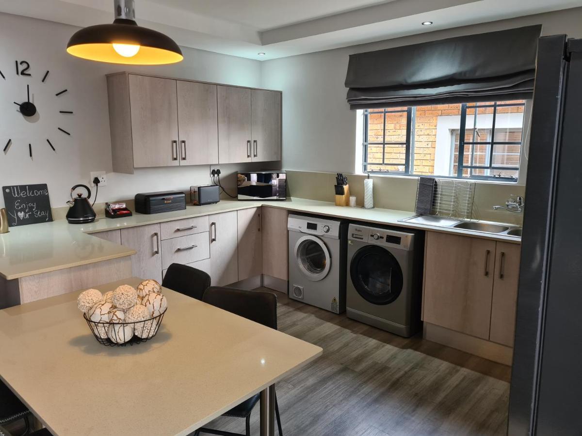 Villa Casa Lifestyle Mbombela Exteriör bild